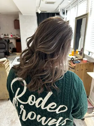 ロング BONIA by HEADLIGHT 大阪梅田店【ボニア バイ ヘッドライト】所属・綾/似合わせcut うめだの隠れ家サロンのヘアスタイル