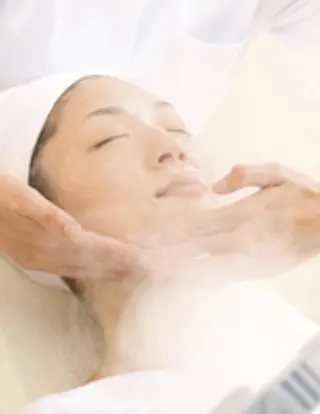 デアイム所属・平野 ともみのエステ・リラクイメージ