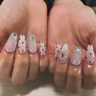 ネイル AZNAIL matsudaのネイルデザイン