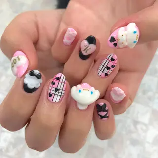 ネイル 五十嵐 美智のネイルデザイン