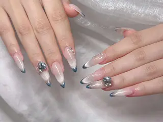 ネイル Lee Nailsのネイルデザイン