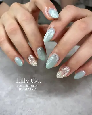 ネイル Lilly Co.のネイルデザイン