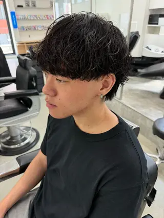 ショート カラー パーマ メンズ 亀井隆汰/メンズ専門 パーマ特化美容師のヘアスタイル
