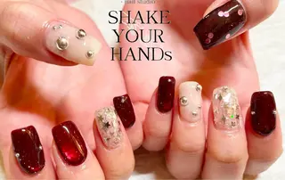 ネイル ネイルスタジオ シェイクユアハンズのネイルデザイン