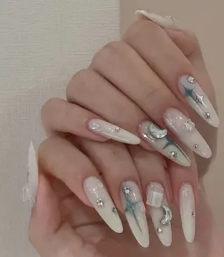 ネイル Oomiya 服部のネイルデザイン