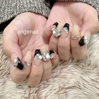 ネイル オーナーネイリスト MAKIのネイルデザイン