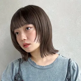 ショート カラー 後藤 愛美/レイヤーカットのヘアスタイル