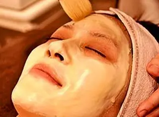 ミディアム カラー パーマ ヘアアレンジ メンズ キッズ ネイル マツエク・マツパ 四つ星サロン🎖 腸＆ニキビケアに特化のエステ・リラクイメージ