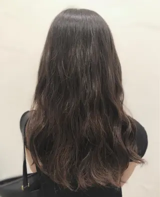ロング パーマ Ash中目黒店 榊間茜のヘアスタイル