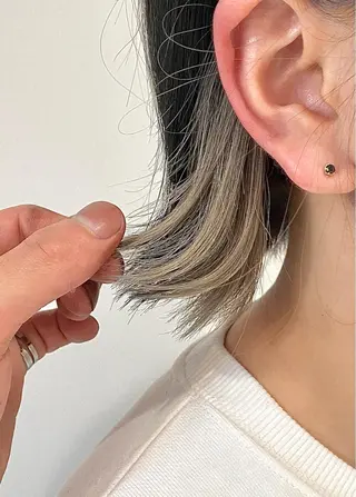 ショート カラー RAIMA ハイトーン/レイヤーのヘアスタイル