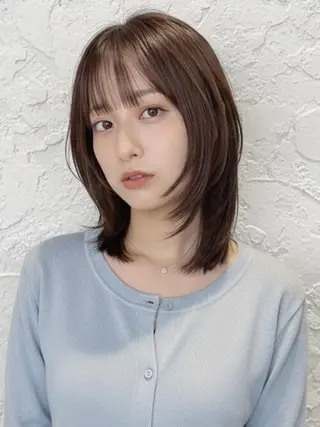 ミディアム カラー kuschel オオツのヘアスタイル
