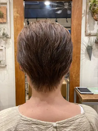 ショート Lattan cositu所属・大方 いくみのヘアスタイル