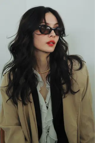 ロング Terve. 水野 菜々香のヘアスタイル