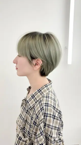 ショート 韓国ヘア/レイヤー/ 顔まわり足立遥奈のヘアスタイル