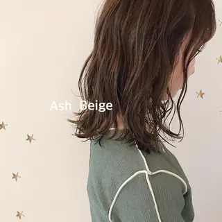 ミディアム カラー salon AKIRA所属・市川 千夏のヘアスタイル