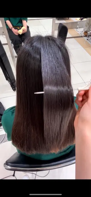 ロング 三輪 南月のヘアスタイル