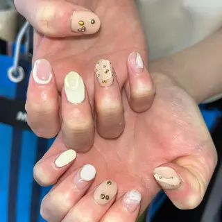 ネイル 🪐富島彩夏 /海外nail🪐のネイルデザイン