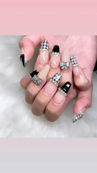 ネイル nail salon fee（フィー）のネイルデザイン