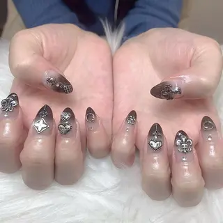 ネイル ヒユ ビューティーのネイルデザイン