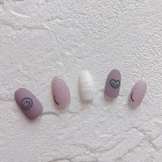 ネイル Emi lyのネイルデザイン