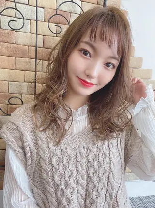 ミディアム カラー ⭐️Shelter by TOKYO⭐️のヘアスタイル