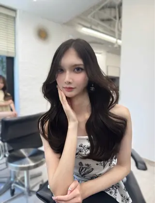 ロング カラー 高島大登/顔周り /レイヤーカットのヘアスタイル