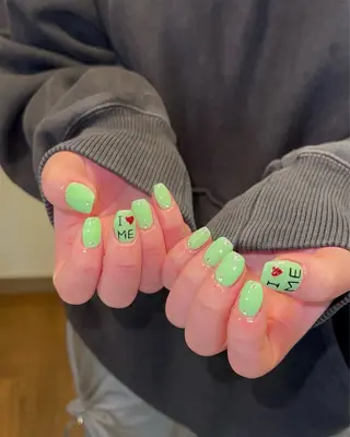 ネイル Nes.Nail所属・Miyagi Asamiのネイルデザイン