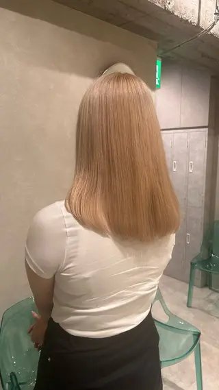 ミディアム 艶カラー レイヤーカット　ゆめのヘアスタイル