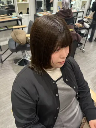 ミディアム カラー 艶髪レイヤー上田 紗也🇰🇷💗のヘアスタイル