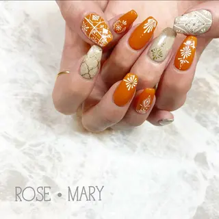 セミロング ネイル ROSE・ MARY 鈴木のネイルデザイン