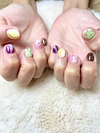 ネイル 岩山 直子のネイルデザイン