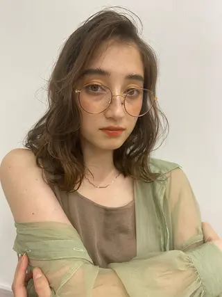 セミロング カラー パーマ ヘアアレンジ メンズ キッズ マツエク・マツパ 横浜Bob美容師🤎 ERINAのヘアスタイル