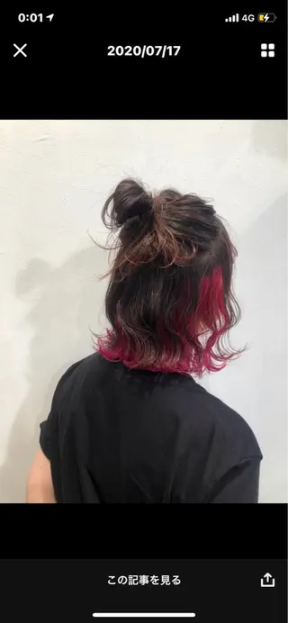 ショート カラー 腰越 麻奈のヘアスタイル