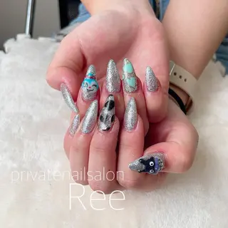 ネイル 知花 梨花のネイルデザイン