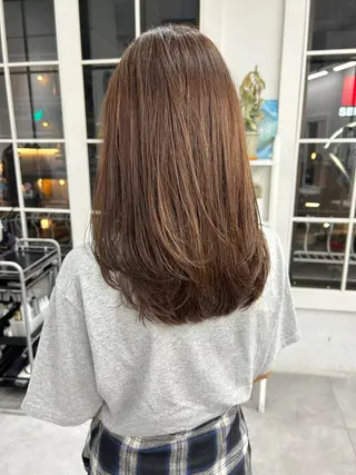 セミロング カラー レイヤーボブ/ 艶カラー/サナ🌼のヘアスタイル