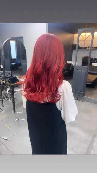 ロング maco 艶感ハイトーン🦋のヘアスタイル