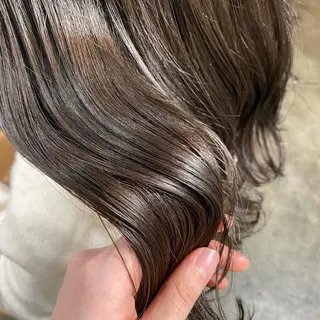 セミロング カラー 🌼透明感艶カラー オリーブ🌼河村咲のヘアスタイル