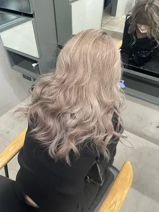 セミロング カラー 小澤 わかなのヘアスタイル