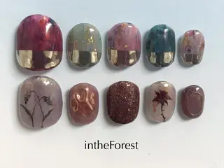 ネイル in the Forest所属・コガ アオイのネイルデザイン