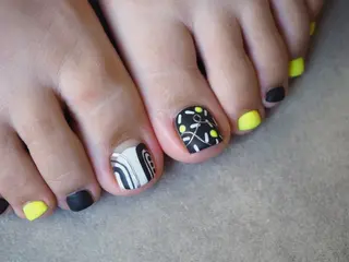 ネイル glaNje shioriのネイルデザイン