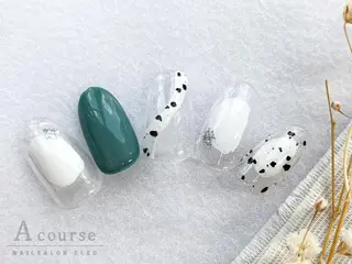 ネイル Cleo伏見店🌿 Momokaのネイルデザイン