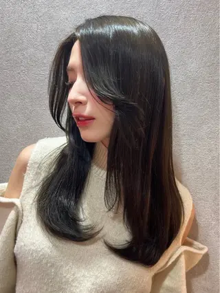 ロング Loom.by Sea【新宿】所属・暖色カラー/新宿/韓 国風レイヤー鮫島志穂のヘアスタイル