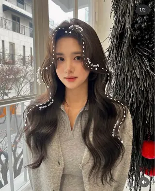 ロング パーマ ARMONY OMOTESANDO所属・コテ巻き風パーマ🌀 佐藤潤希のヘアスタイル