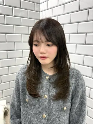 ロング ayano /レイヤー/艶カラーのヘアスタイル