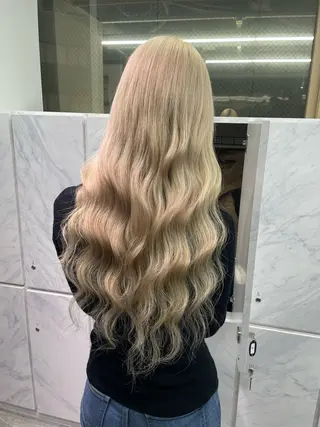 ロング ハイトーンカラーエク ステ🌺RENA🌺のヘアスタイル