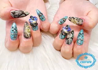 ネイル CROWN プライベートサロンのネイルデザイン