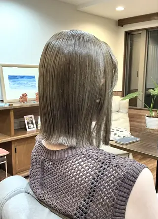 ミディアム Annon プライベートサロンのヘアスタイル