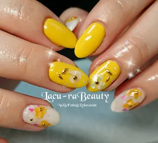 ネイル 小顔と腸の専門店 ラクーラビューティのエステ・リラクイメージ