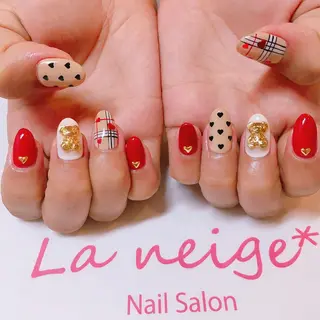 ネイル La neige* yuki 🥯🍑のネイルデザイン