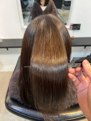 ミディアム 若泉 瀬菜のヘアスタイル